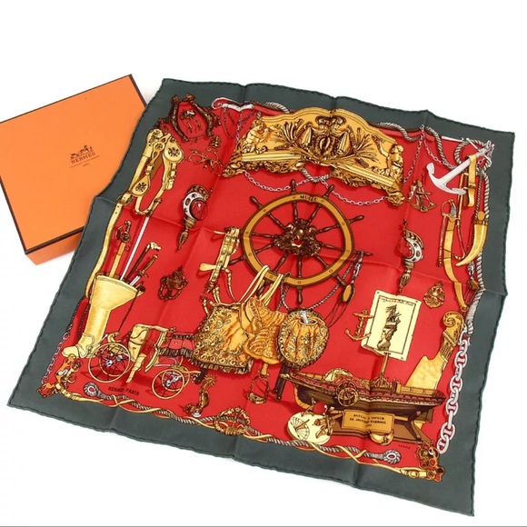 AUTH HERMES Petit Carre MUSEE Silk Scarf - Picture 1 of 8